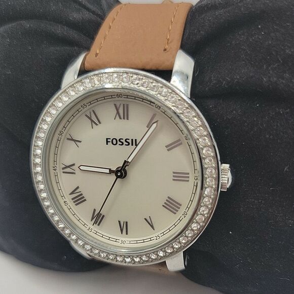 Fossil ES3112 Women Brown Leather Analog Mother Of Pearl Dial Quartz Watch BC619 - Picture 2 of 10